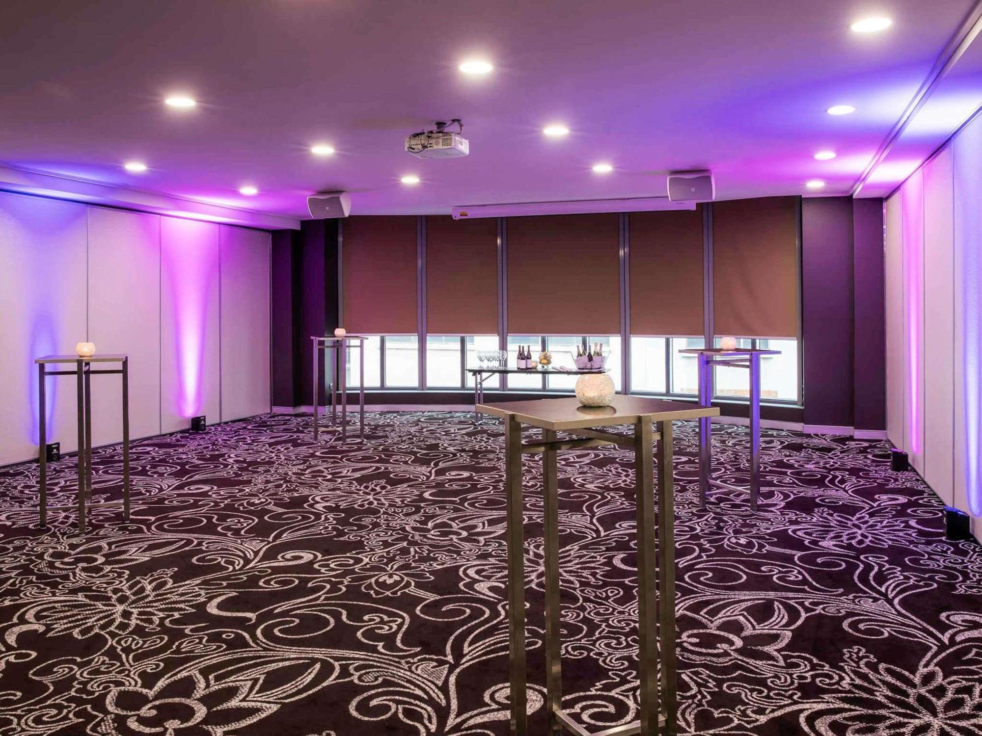 Novotel Melbourne On Collins Exterior photo